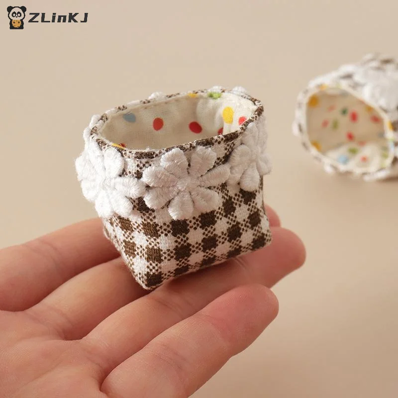 

▶1/12 Dollhouse Mini Fabric Storage Basket Model Dollhouse Furniture Decoration Dolls House Home Scene Ornament Pretend Play Toy