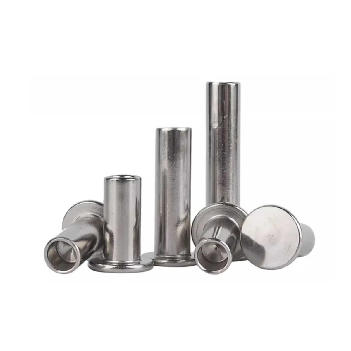 M5M6M8 Rivetto semi cavo a testa piatta in acciaio inossidabile 304