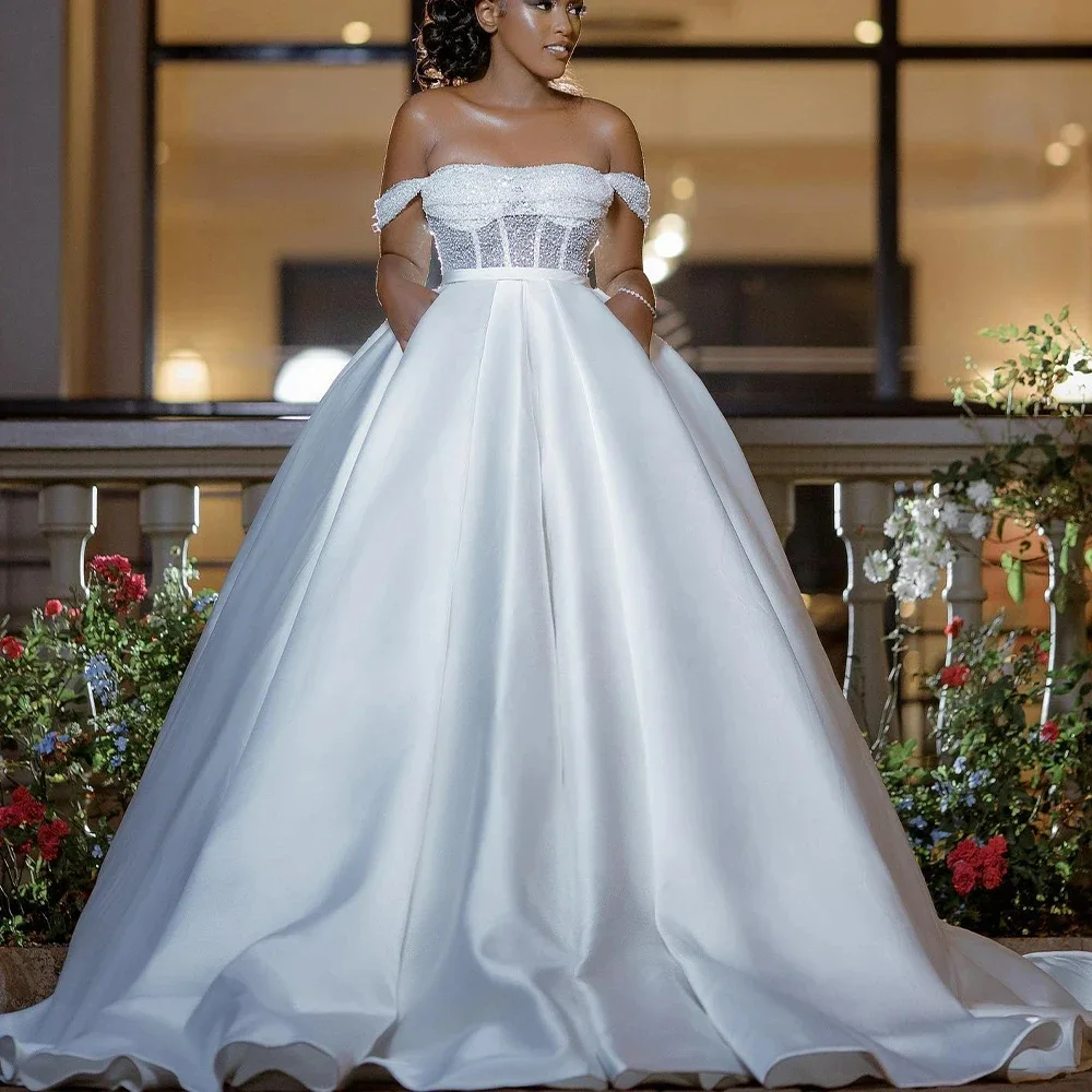 Personalizado romântico brilhante contas lantejoulas a linha vestidos de casamento vestido de noiva trem varredura cetim jardim vestidos de noiva