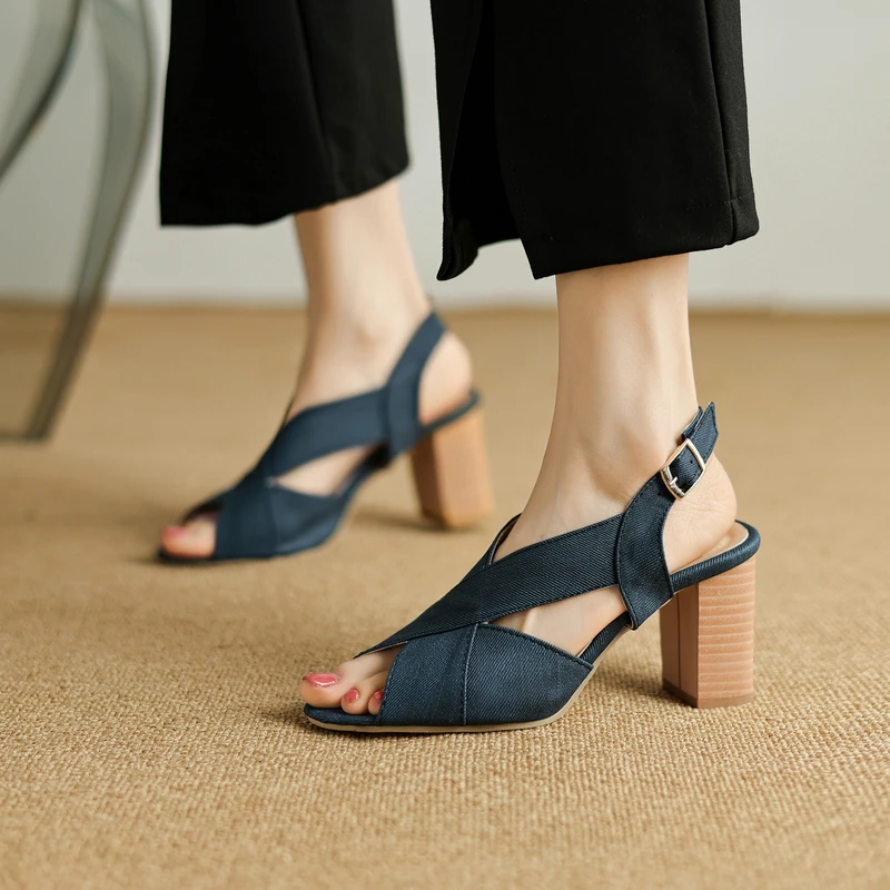 Open Toe Brown Navy Black Color 2024 Summer Classic Mature Lady Shoes Block High Heels Big Size 46 47 48 Women Slingback Sandals