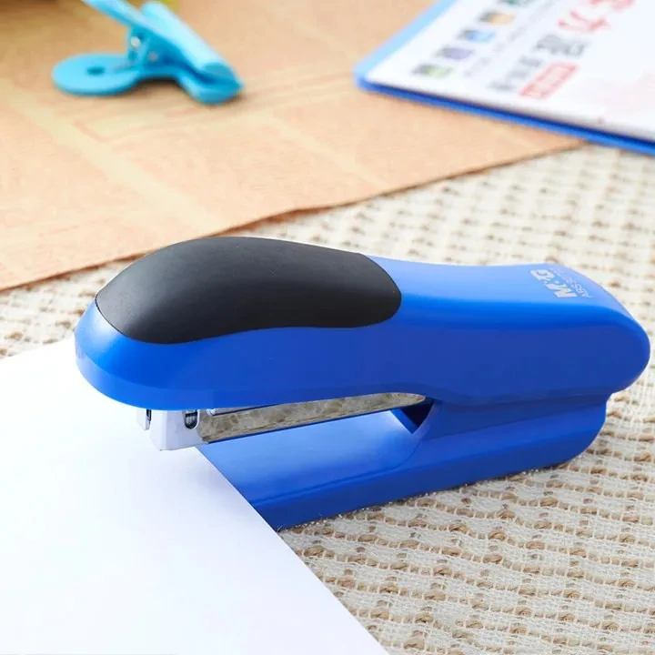 M&G ABS92722 12 # Durable Metal Base Stapler Fashion Color Stapler Stationery Office Supplies Staples Office Accessories