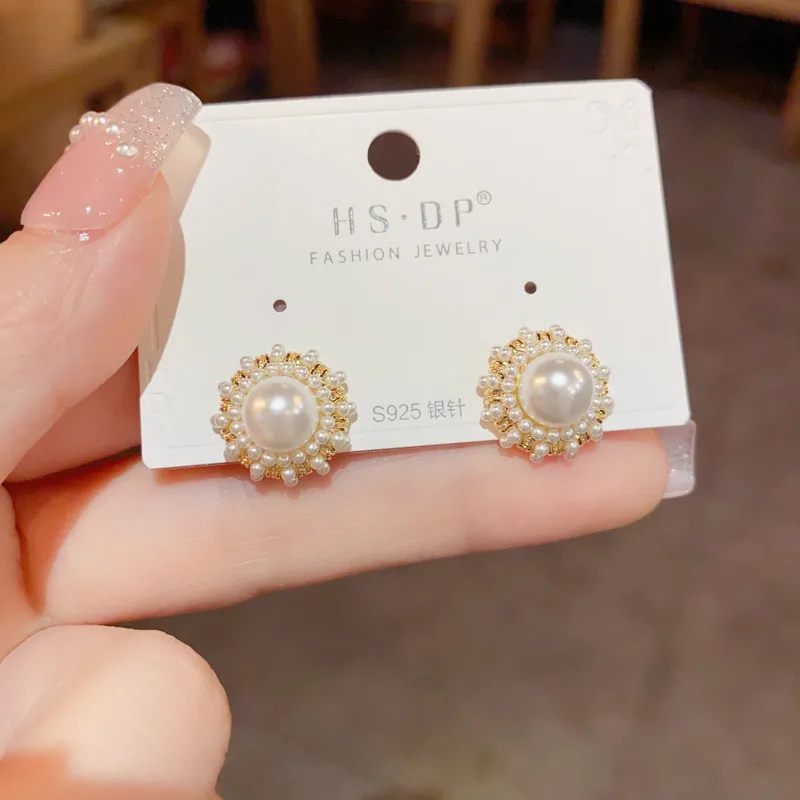 S925 Silver Needle Exquisite Pearl Sunflower Light Luxury Fashion Classy Earrings