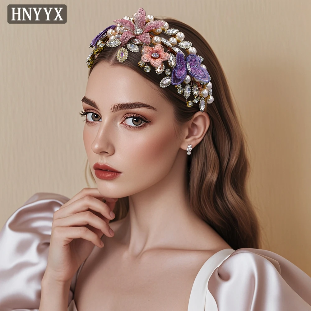 HNYYX Fashion opaska ślubna kolorowa korona ślubna ze strasami ręcznie robiona perła ślubna Tiara motylkowe akcesoria do włosów A198