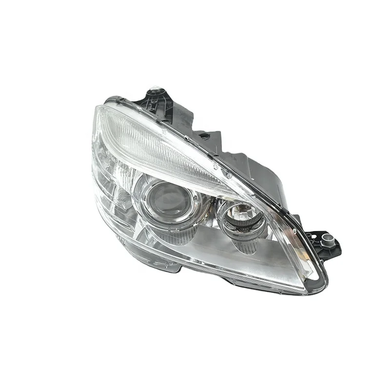 

Auto Lighting System Old Style Plastic Car Front Head Lights Headlights for 204 OEM 2048200159