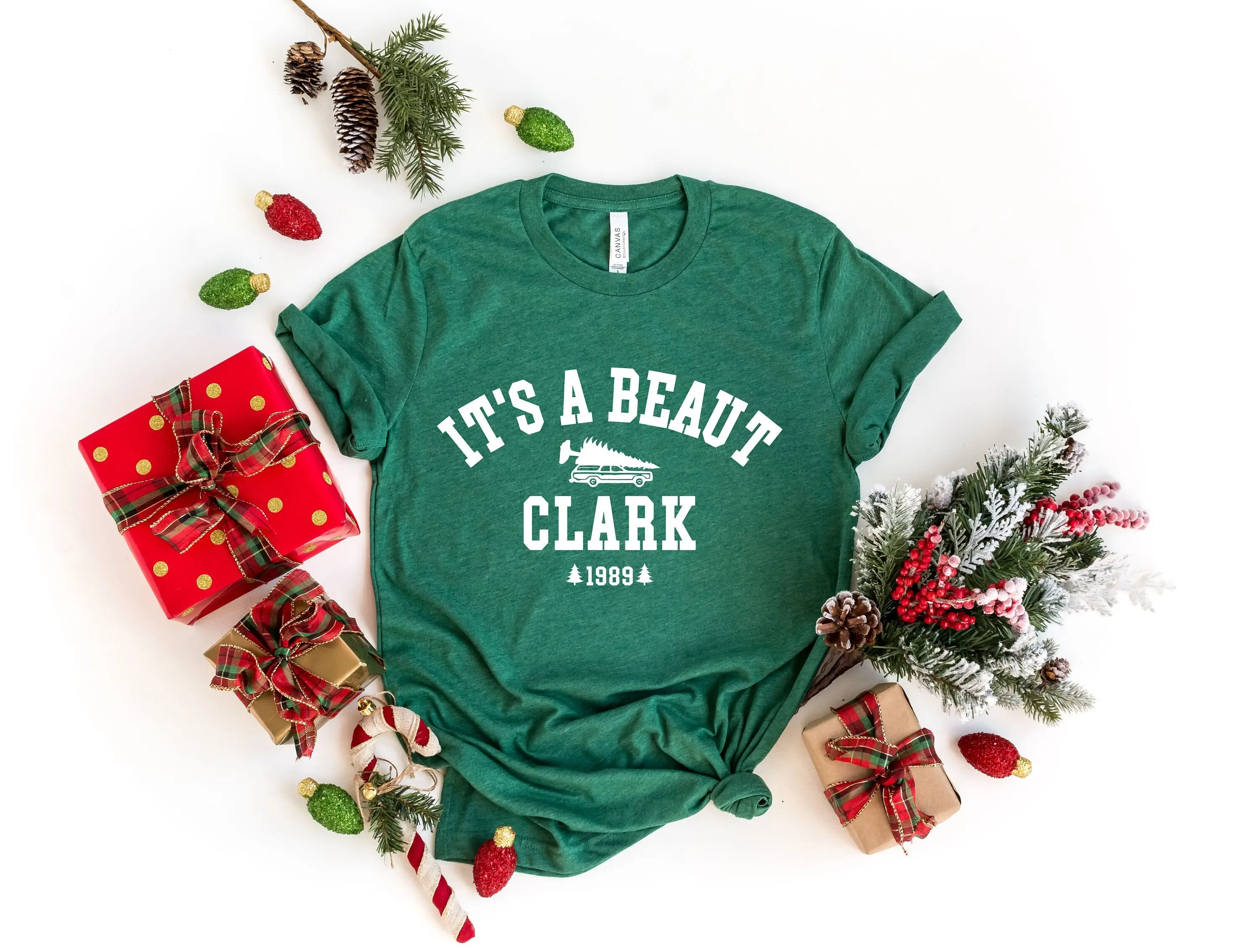 It'S A Beaut Clark T Shirt Funny Christmas Sweat Festive Holiday Crewneck Pullover Griswold Vacation