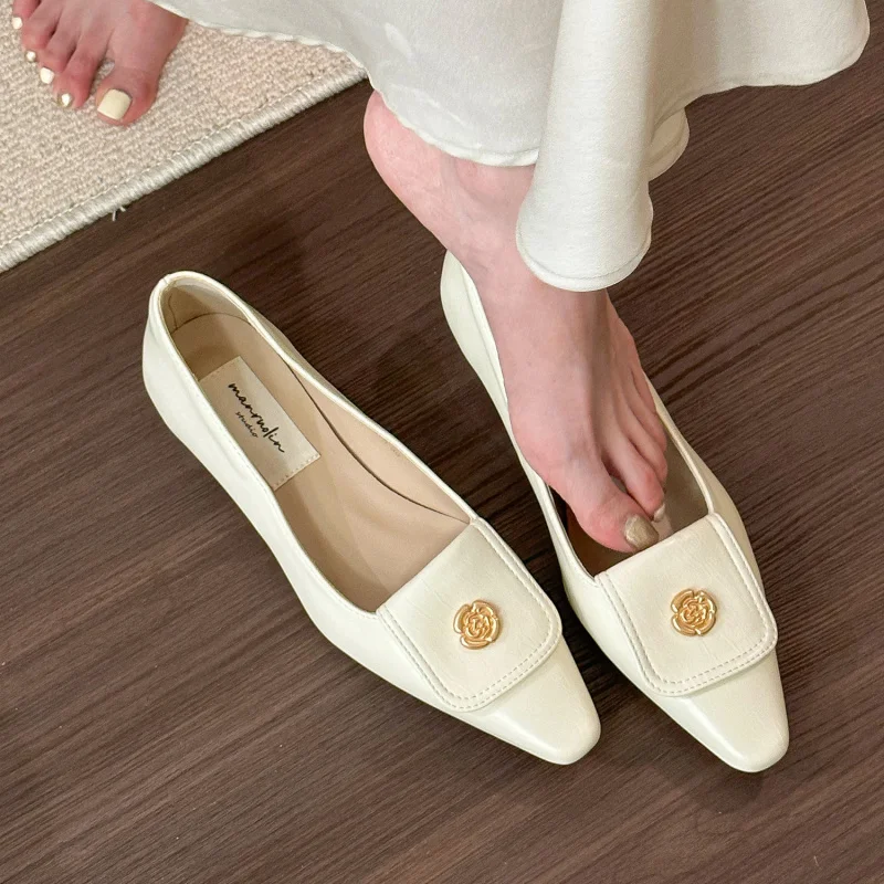 

Camellia Pointed Toe Shallow Mouth Single Shoes For Women, 2025 Spring And Summer Flat-Heeled Soft Leather Shoes For Commuting