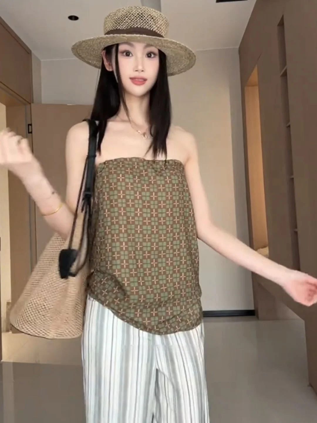 

Elegant Floral Print Tube Top Vest Summer 2026 Slimming Striped Casual Pants Set Women's Fashion Ensemble Sleeveless Commute ...
