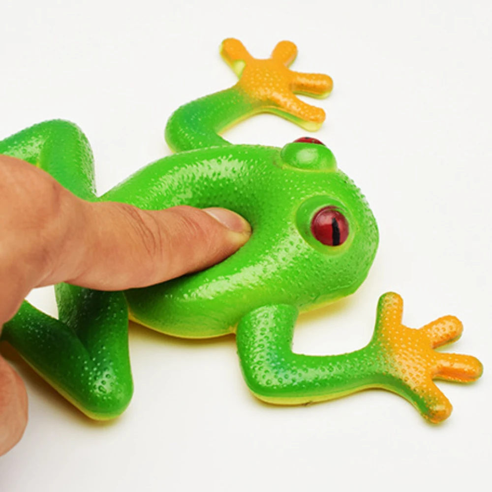 Jouet de simulation de grenouille spongieuse pour enfants et adultes, modèle de grenouille en caoutchouc extensible doux, collection de passe-temps de parodie, blagues créatives