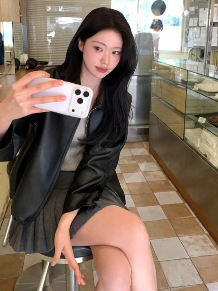 2026 Korean Style Simple Versatile Basic Short Zipper Lapel PU Leather Jacket Commute Outerwear Elegant Fashion Ladies Coat