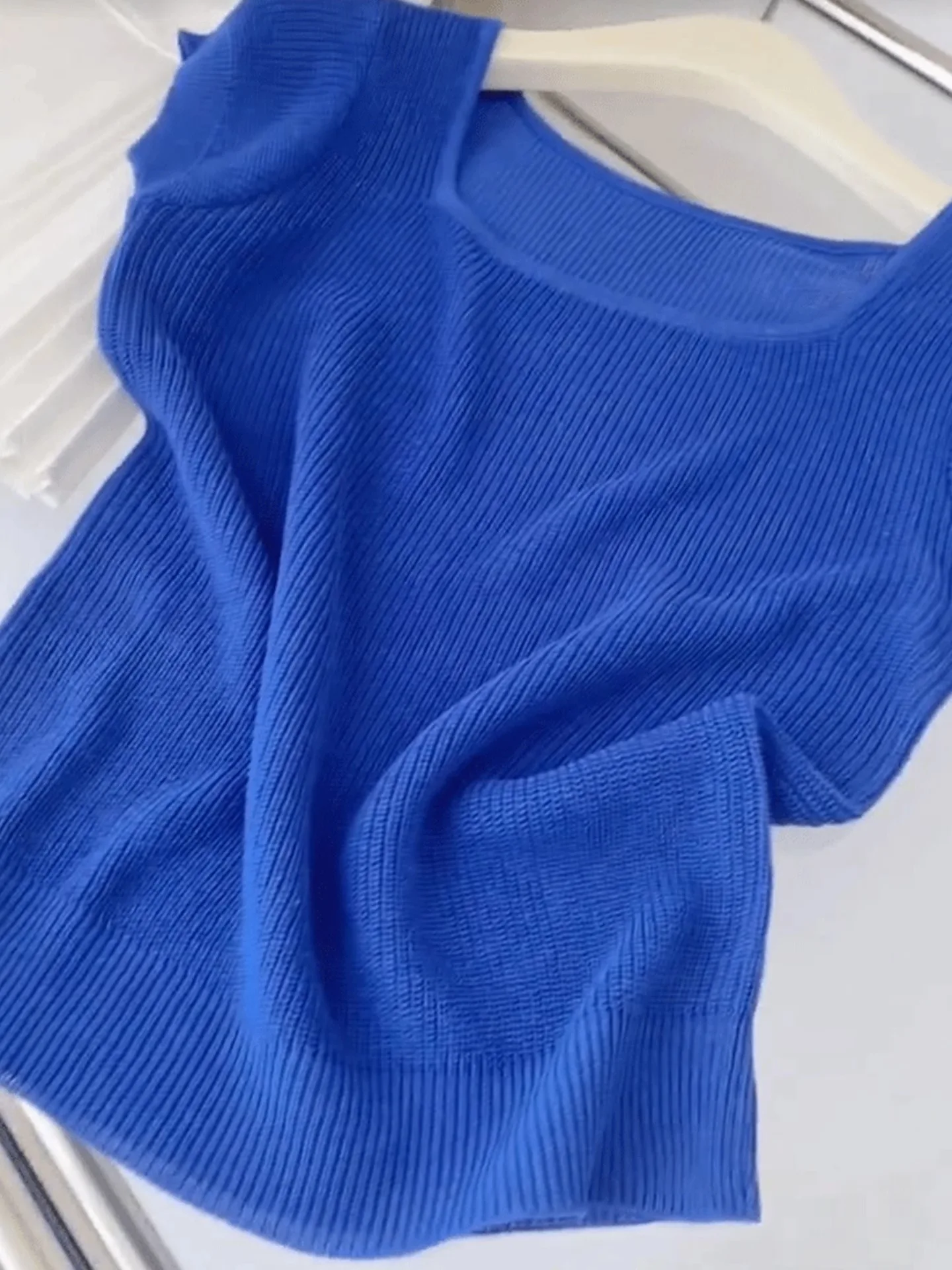 

Skin-friendly Ice Silk Knitted Top Square Collar Summer Slimming Faionable Women's T-irt Commute Sle Regular Fit ort ...