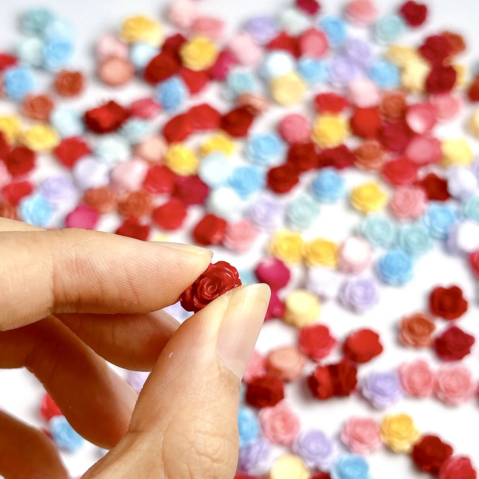 Leuchtende kreative weiche Blumen Harz Nagel Charms mehrere Farben süße Rose Nail Art Dekorationen für DIY Ohrringe Nägel liefert