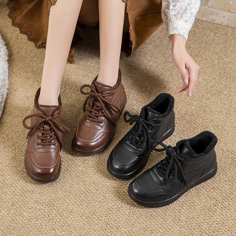 

GKTINOO/2020 зимняя обувь из натуральной кожи, женские полусапожки, теплые плюшевые женские ботильоны на плоском каблуке, нескользящие для мам