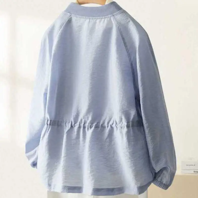 Hot 2026 Spring Autumn Women Lightweight Breath Jacket Sunscreen Tops Fashion Versatile Simple Casual Loose Short Outerwear view 4