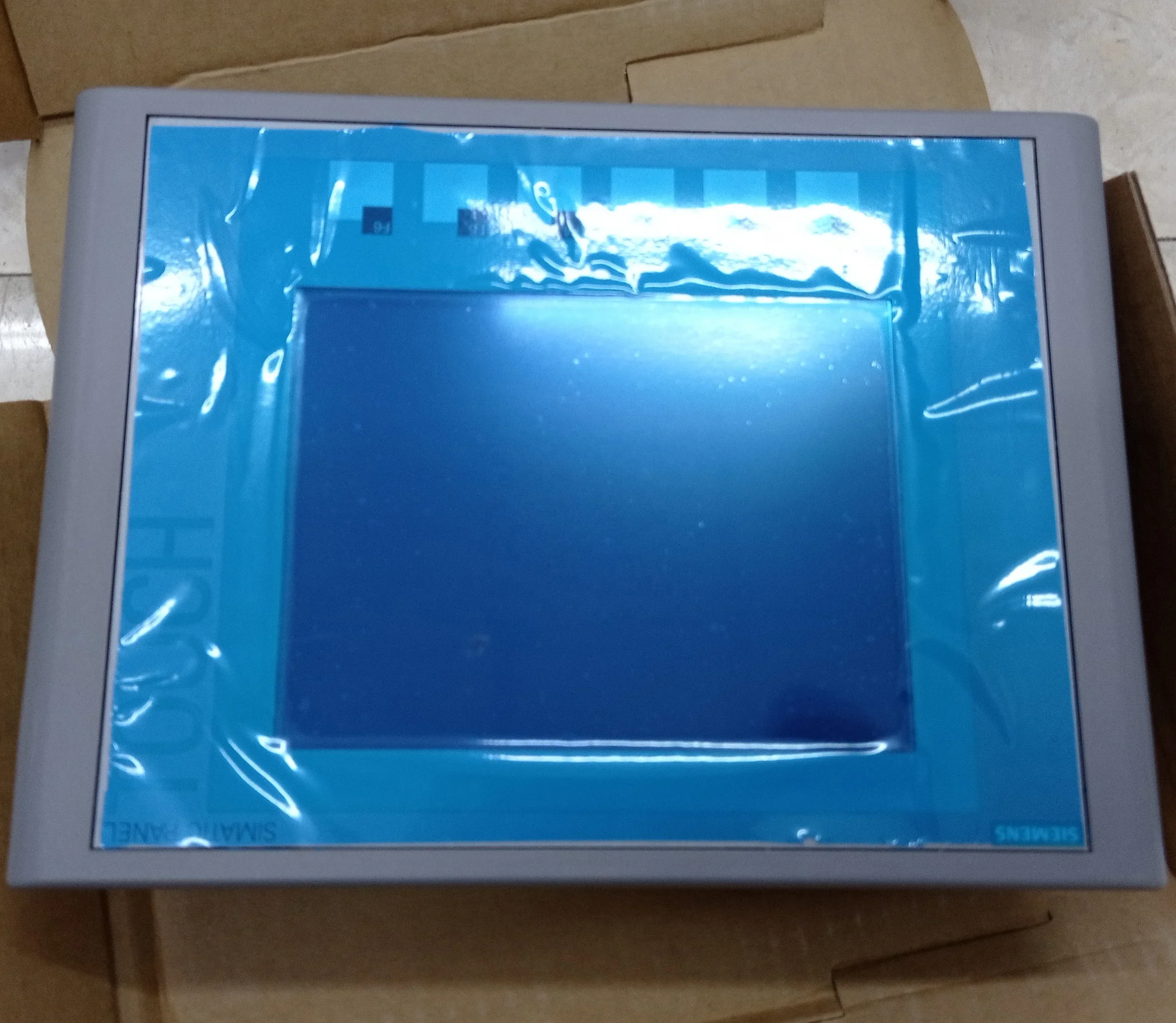 6AV6647-0AD11-3AX0  HMI  Basic Panel, key/touch operation Touch Screen