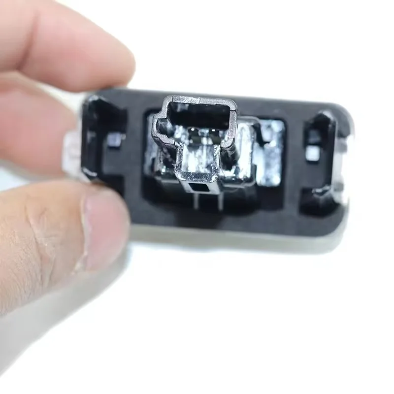 2 قطعة LED رقم الترخيص لوحة ضوء مصابيح لتويوتا كامري كورولا بريوس يارس هايلاند أفالون أوريس فيوس Esquire EZ Noah Proace