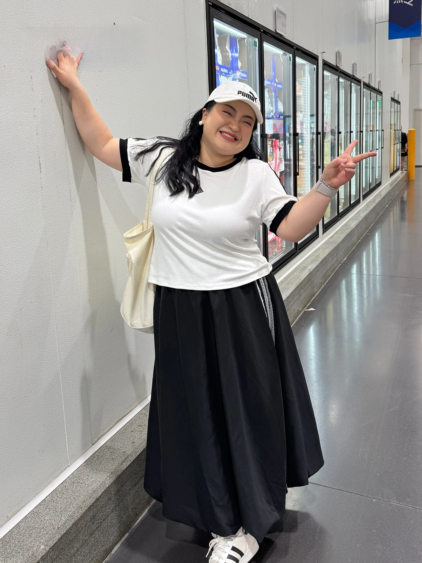 

Color Block Embroidery Three Stripe Set plus Size Women's Casual Fashion Summer Outfit Short Sleeve round Neck round Shorts