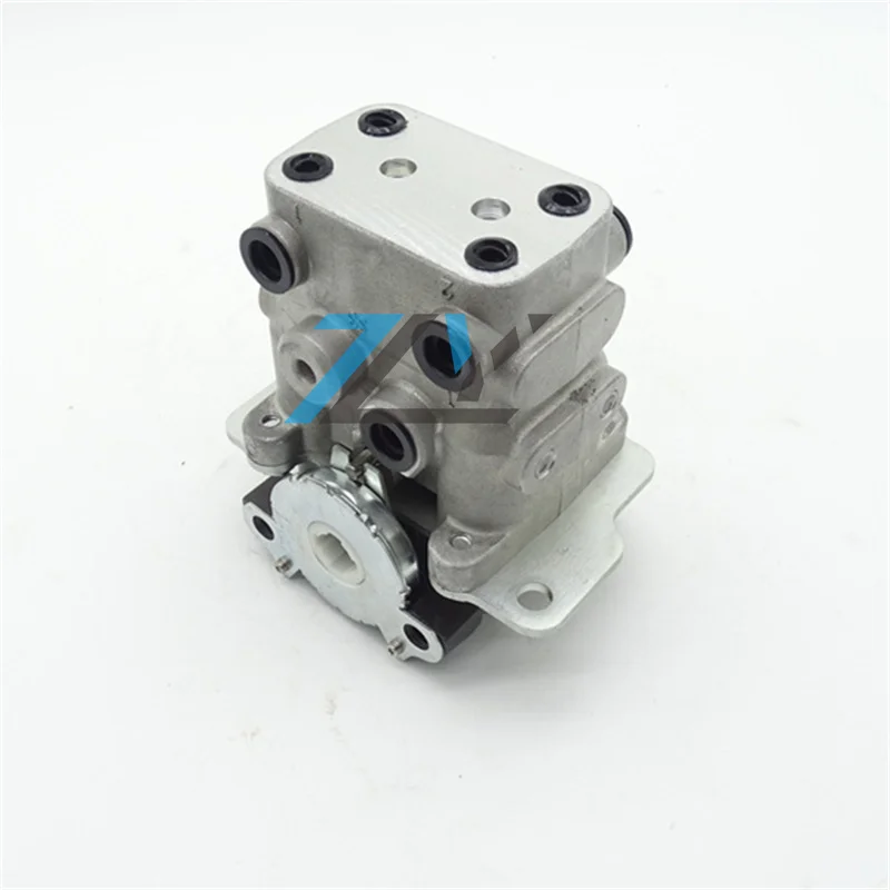 Pedal Valve 702-16-01861 For Ko matsu Pc200-7 Pc300-7 Pc78 Pc200-8