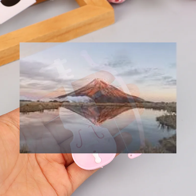 

Новая миниатюрная имитация скрипки ручной работы, настольное украшение, без запаха, аксессуар для кукольного домика, 1 шт.