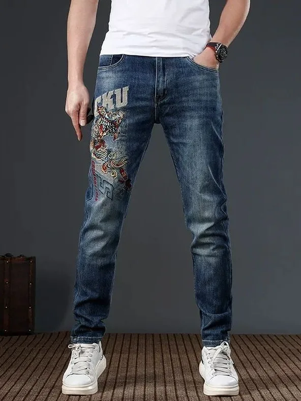 

High-End Embroidered Jeans Men's Trendy Elastic Slim Fit Casual Long Pants Chinese Sle Carp Fi Embroidery Straight Leg Jeans