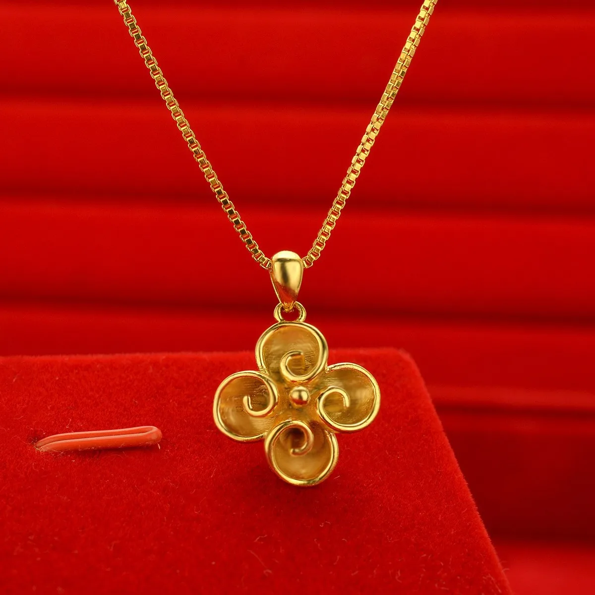 

Noble AU999 gold necklace pendant goddess 24K pure gold flower pendant clavicle chain for Valentines Day gift girlfriend