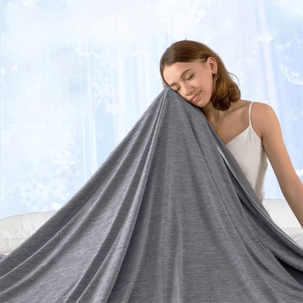 Lightweight Summer Thin Quilt Skin-friendly Breathable Cooling Blanket Double Side Use Machine Washable Air-Conditioned Duvet
