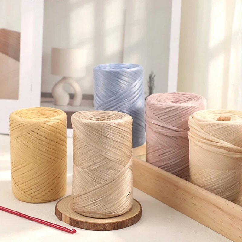 31 Farben 150m Raffia-Strohgarn für Handhäkeln DIY Strickgarn zur Herstellung von Sommer-Strandhüten Geflochtene Handtaschen Bastelbedarf – Detail 4