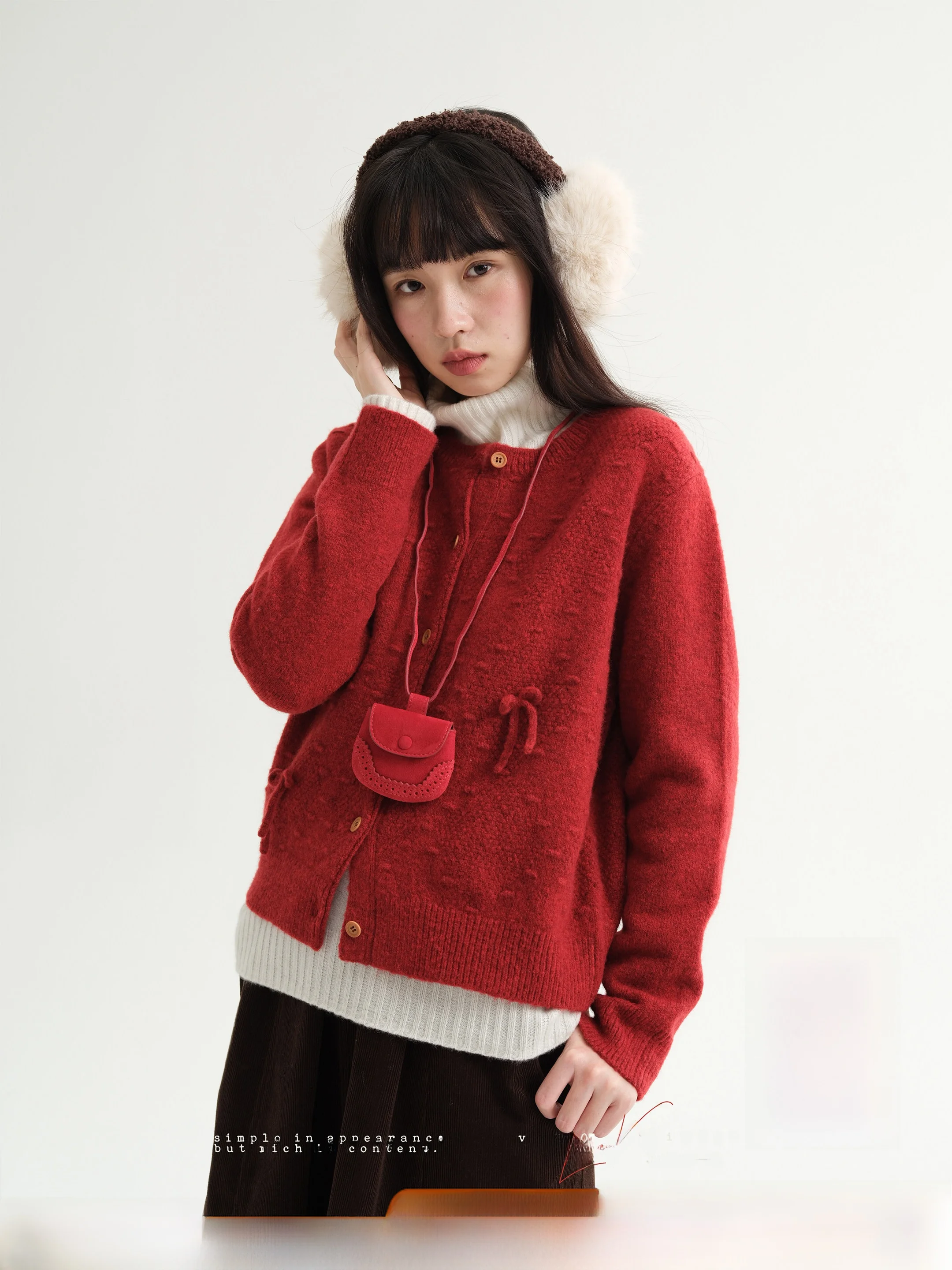 

Кардиган из отборной шерсти Bordeaux Poem, новогодний красный, с узором «узел», мягкий, женский, повседневный, вязаный трикотаж