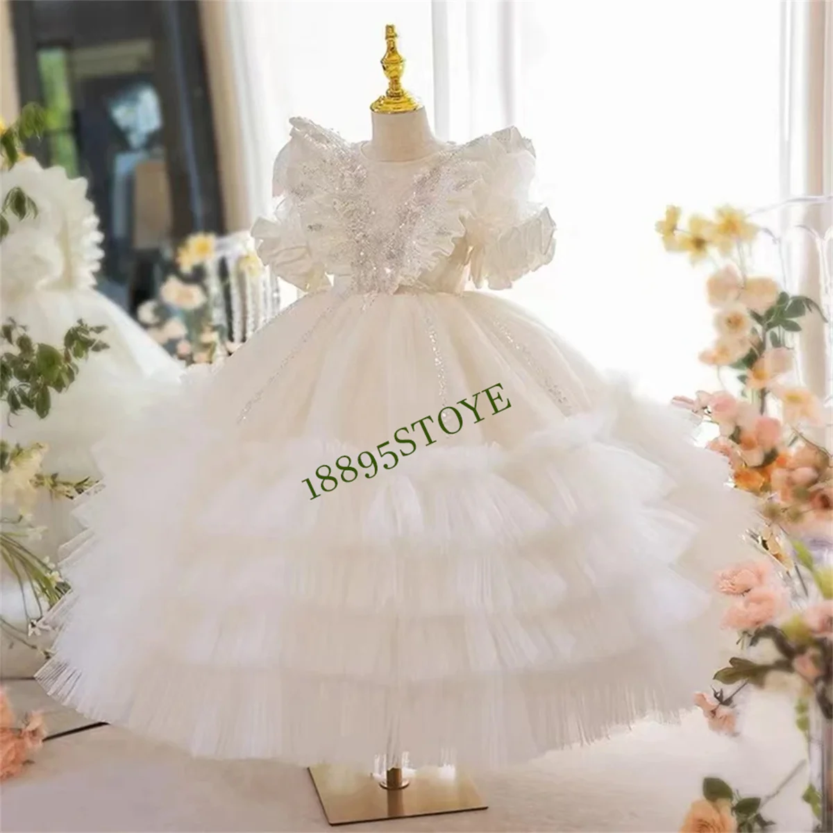 

Luxury Sparkly Sequined Flower Girl Dresses For Wedding 2023 Princess Lce Appliques Tulle Tiered Ball Gown First Communion Gowns