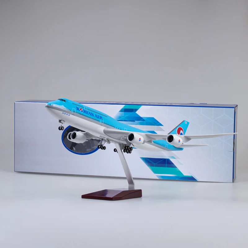 1/160 Scale Diecast Resin Airplane Korean B747 Airline Model With Light Aircraft Gifts Display Collection Toys Fans Decoration