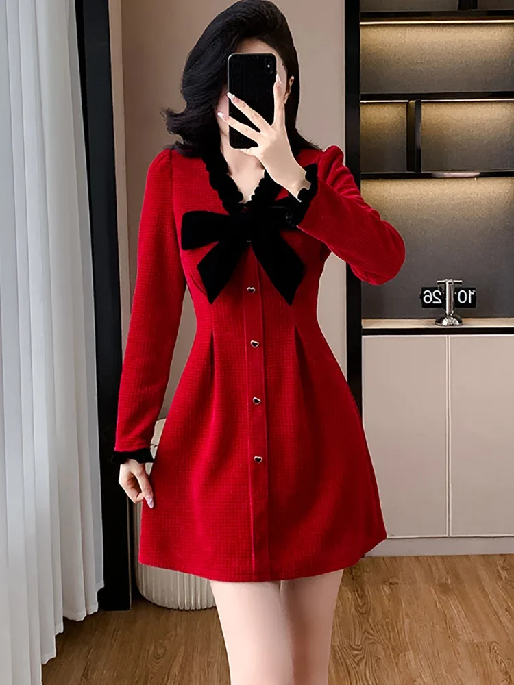

Осенне-зимнее красное повседневное платье с длинным рукавом и бантом на воротнике, женское корейское винтажное платье для вечеринок 2026, элегантное облегающее праздничное платье
