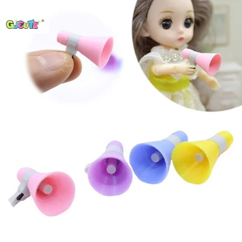 

2Pcs 1/12 Dollhouse Handheld Megaphone Model Simulation Microphone Micro Scene Decoration Accessories Kid Pretend Play Toys