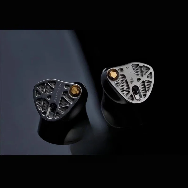 Flagship wired in-ear earphones 1 circle 4 iron 4 static