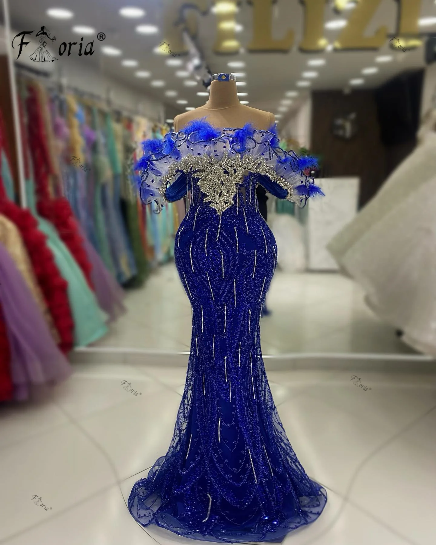 فستان حفلات مسائية كريستالي مكشوف الكتفين باللون الأزرق الملكي 2024 رداء de soirée Fringe كشكش فساتين مناسبات رسمية خاصة