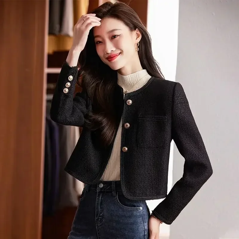 

2024 Women Spring Autumn Fashion Long Sleeves Coat Female Solid Round Neck Jackets Ladies Metal Buttons Cropped Outerwear Q154