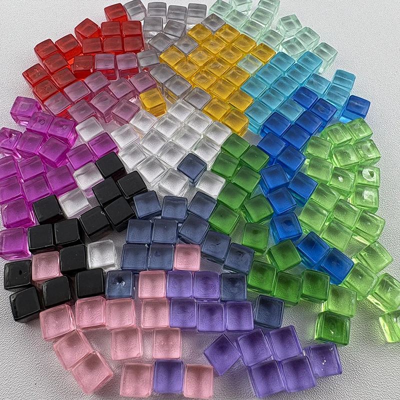 50 pièces/ensemble, pièces d'échecs en plastique transparentes colorées à coins carrés, dés vierges, accessoires de jeu 8mm