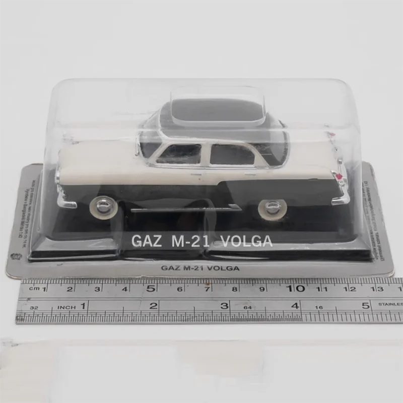 Diecast 1:43 Scale IXO Gaz M-21 Volga Car Model Alloy Toy Car Finished Simulation Collection Decoration Gift Toys Display