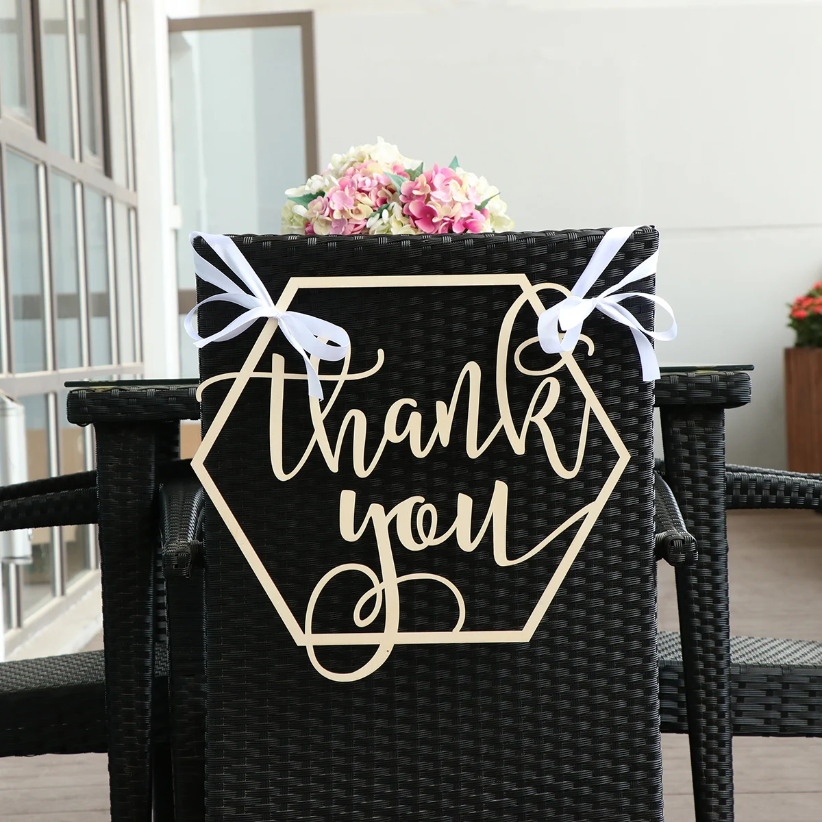 

Wooden Hollow Hexagon Props Thank You Sign Wedding Bridegroom Photo Decoration Reusable Premium Material Unique Design