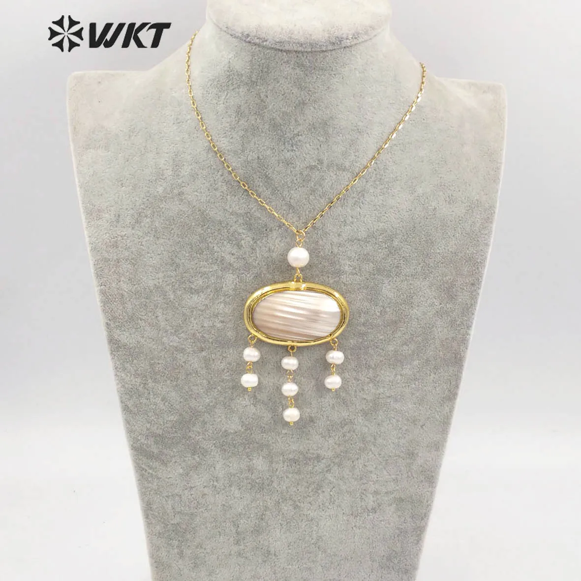 WT-JN262 Beautiful Elegant Mabe Shell Pendant 18k Gold Plated With Pearl Fringe Necklace For Women Special Anniversary Gifts