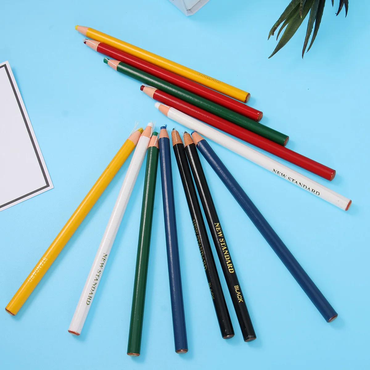 

12Pcs Peel-Off Grease Pencil Multi-Color No Sharpen Easy Remove Marker for Pottery Glass Cloth Metal Drawing