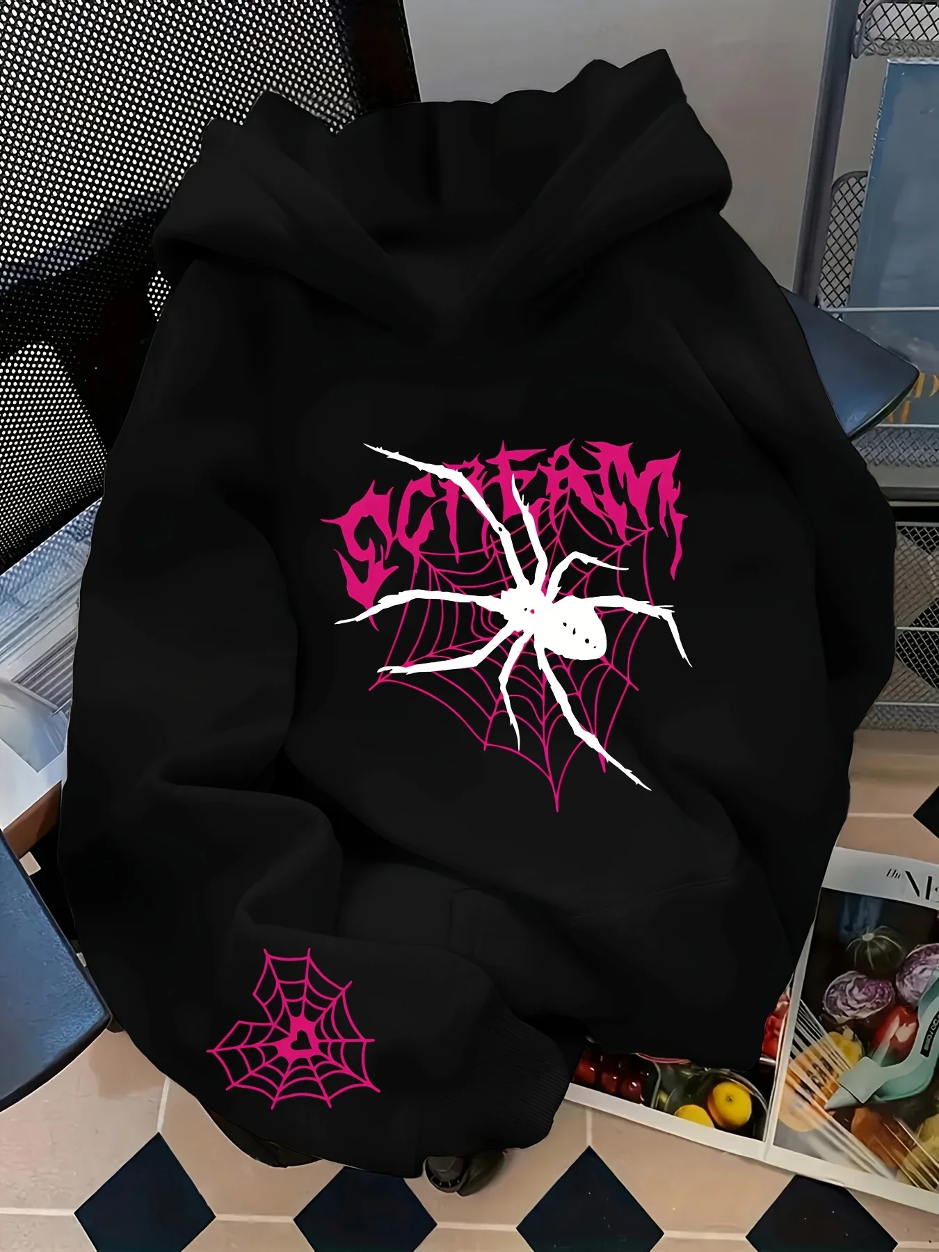 2027 New Men's Gothic Spider Print Hoodie Hip Hop Sports Casual Streetwear Pink Graffiti Pullover Sweatshirt Tops