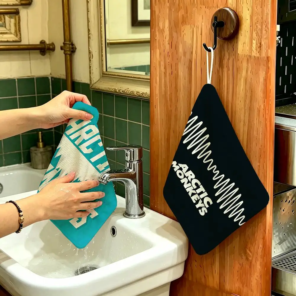 A-Arctic M-Monkeys Rock Band Music Hanging Polyester Cotton Towel, Reusable Hand Wiping Cloth, Wear Resistant Home Kitchen Sink