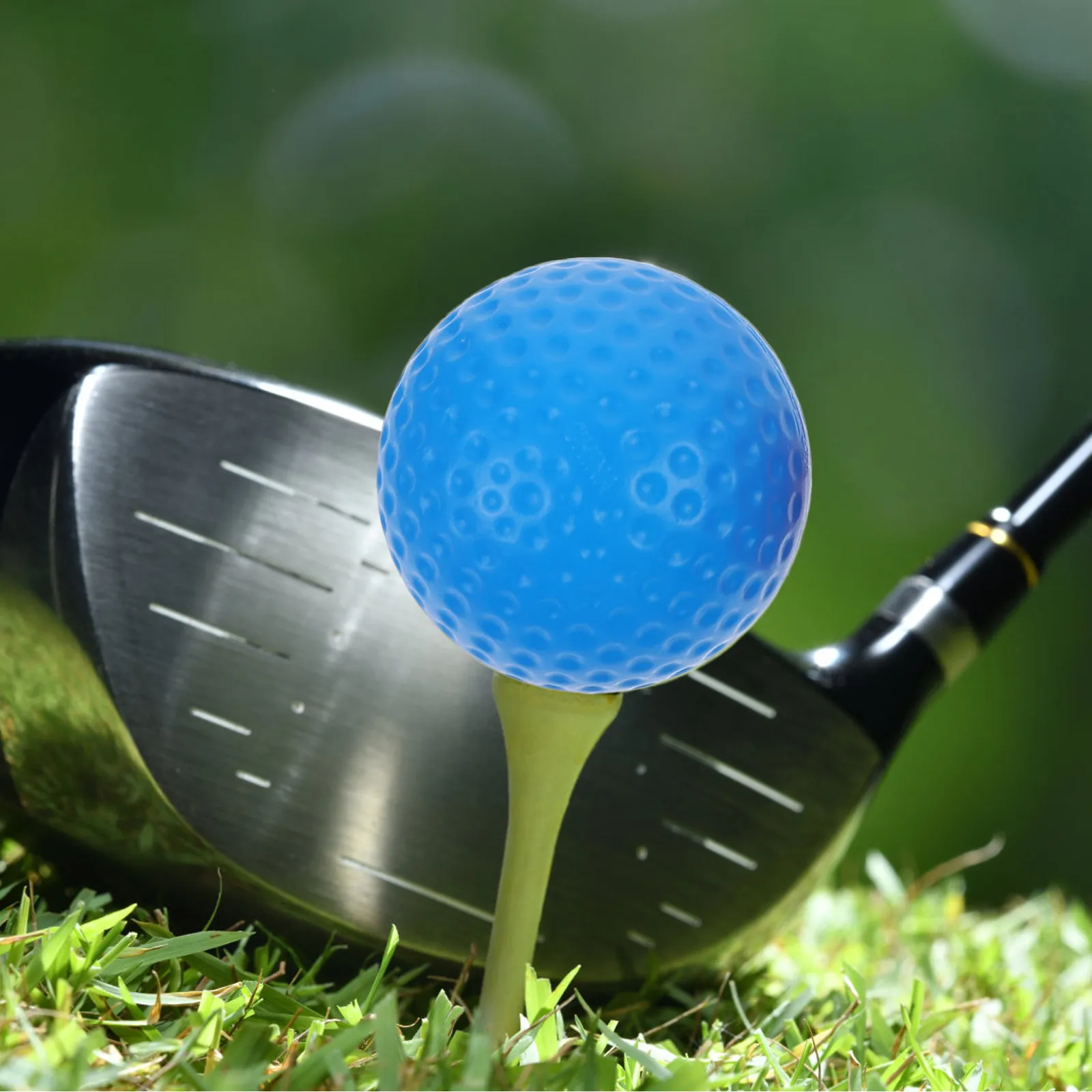 16Pcs Plastic Hollow Golf Balls Colored Golf Practice Balls for Training Adults Teenagers Exercise Accessory Practicing Ball