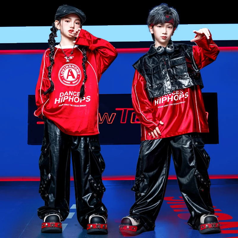 

2025 Детская одежда для танцев в стиле хип-хоп для девочек, красные футболки, черный жилет, свободные брюки, костюм для девочек, одежда для джазовых танцев, сценическая одежда DQS21492