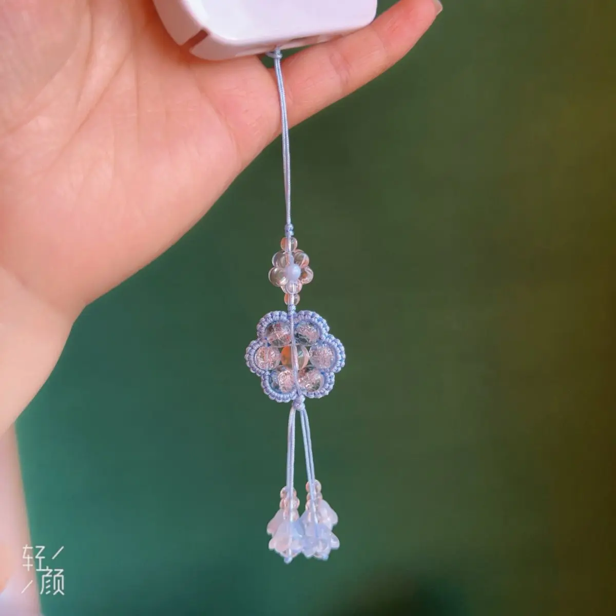 

Стеклянный цветок, подвеска в древнем стиле, ремешок для телефона ручной работы с бисером, винтажный счастливый кулон для женщин, сумка или ремешок для телефона с ключами