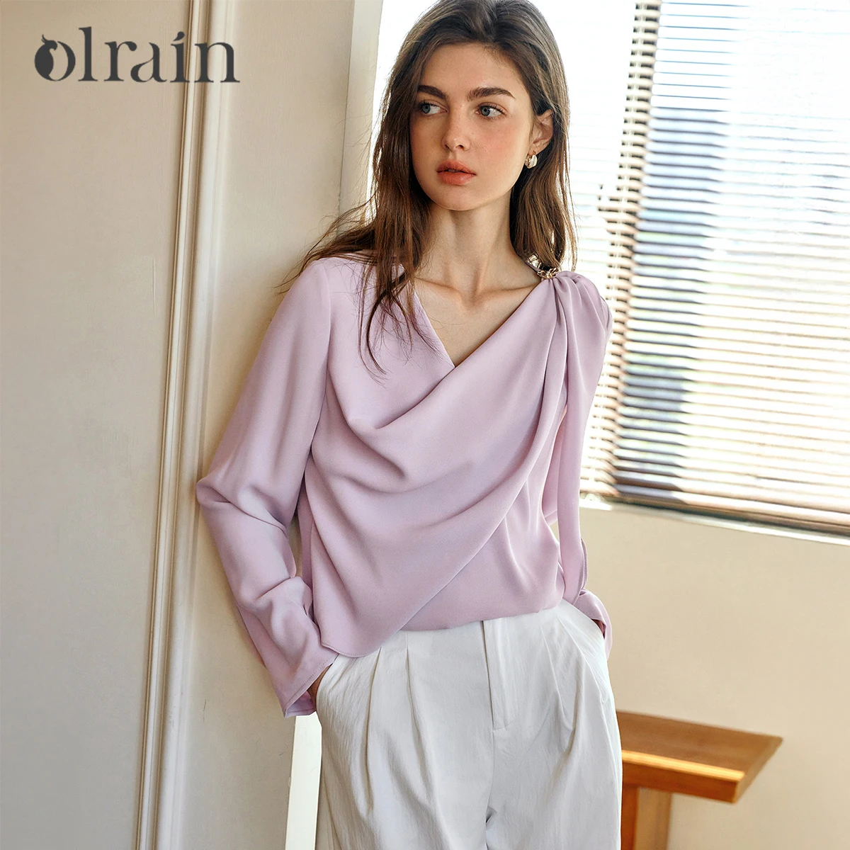 

OLrain women's French Blouse Solid Design Draped Neckline Flowing Tie Shirt 2025 Spring Metal Shoulder Buttons Tops N57CX96283
