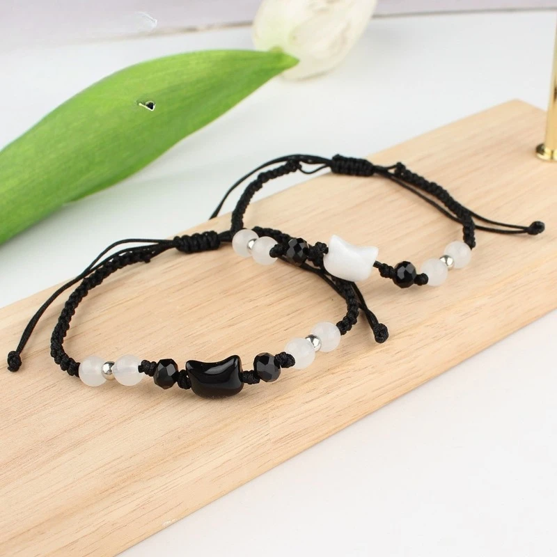 2pcs Natural Moonstone Obsidian Bracelets Couple Minimalist Bracelet Handmade Cute Black White Cat Bracelet Party Jewelry Gifts