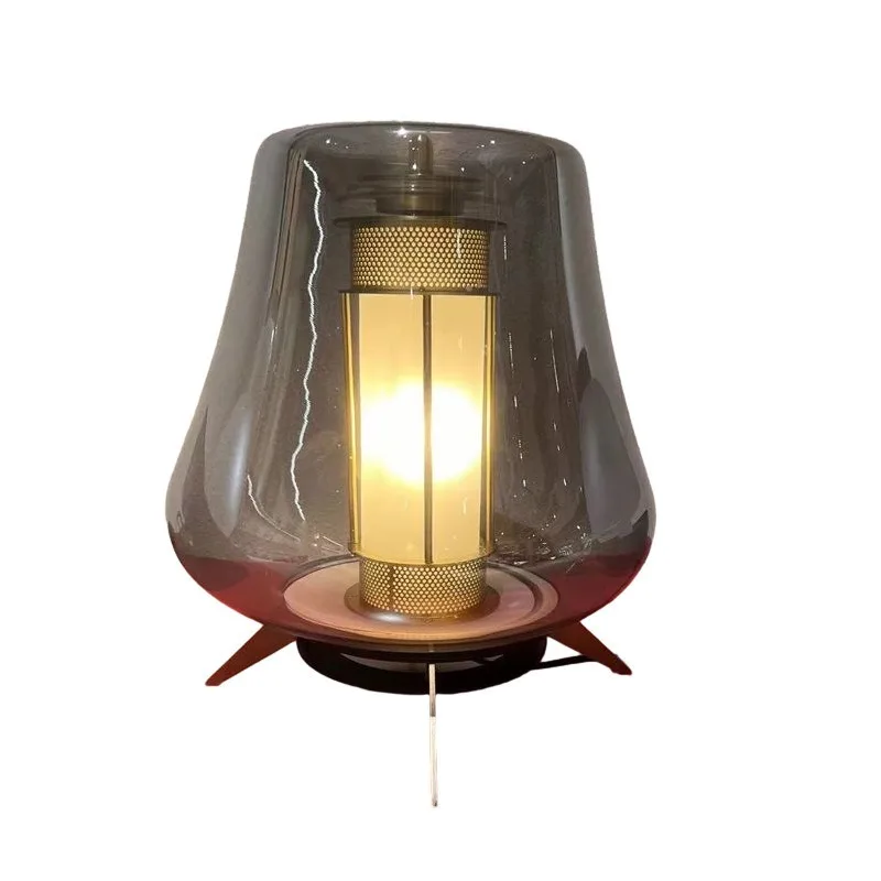 Design sense creative glass Nordic light luxury simple table lamp bedroom bedside lamp decoration iron high-end table lamp
