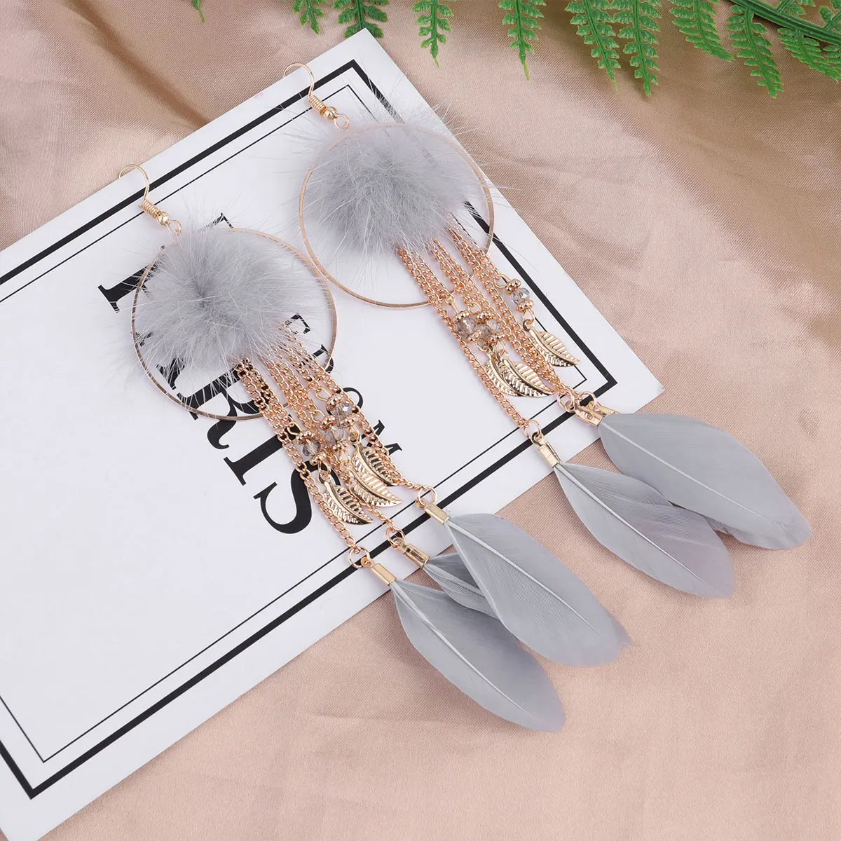 

Retro Tassel Earrings Happy Mood Eardrop Tassels Hollow Out Grey Women Attractive