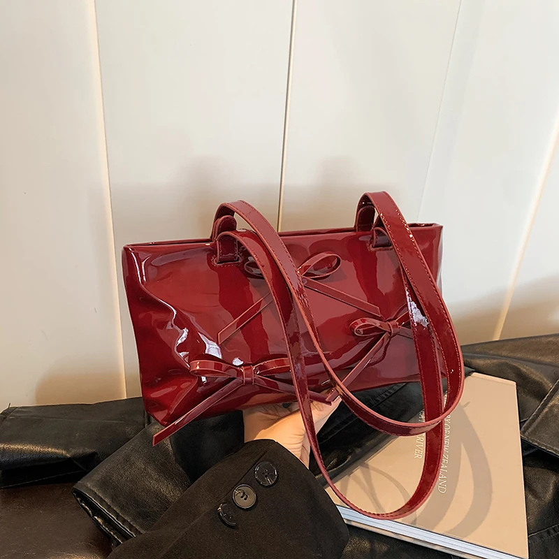 Lacquer Leather Glossy Chery Red Women\'s Underarm Bag 2024 New High-quality 3D Bow Design Zipper Shoulder Bags Elegant Handbag