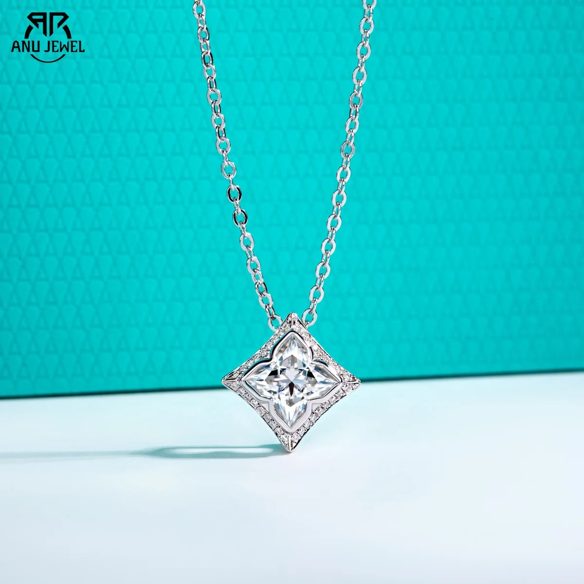 AnuJewel 2ct (7x7mm) Four-Leaf Clover Cut Moissanite Pendant Princess Necklace 925 Sterling Silver for Women Jewelry Gifts